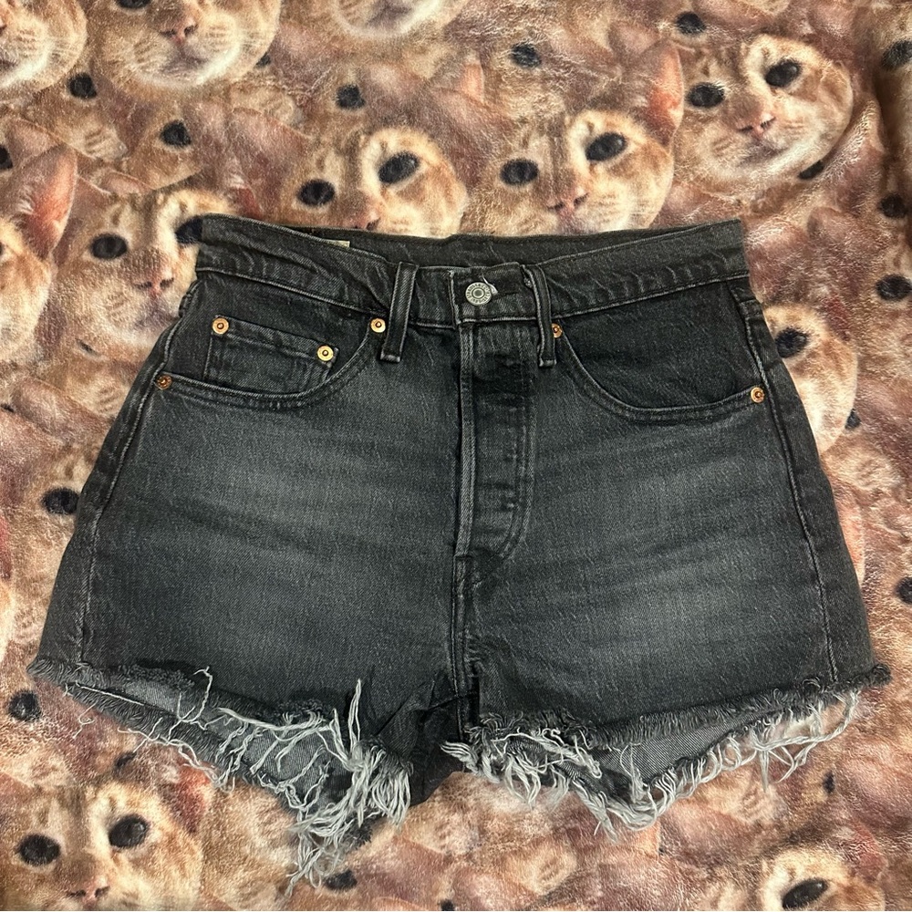 Levi’s black denim 501 cut off shorts, no stretch, NWOT, size 27